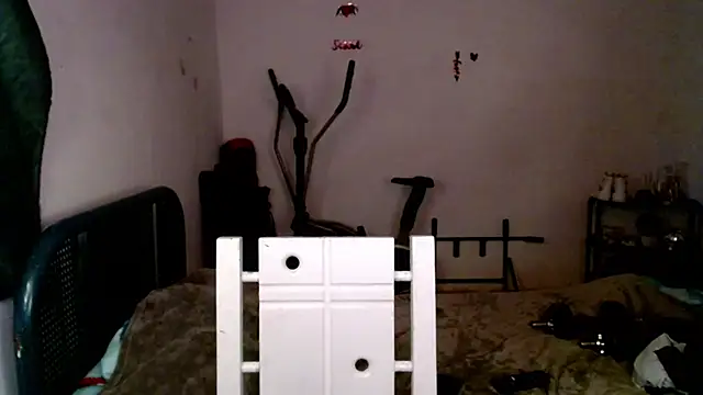 Snapshot of big_lunatic chatting on 11-08-25, 06:46 big lunatic online show from 11-08-25, 06:46