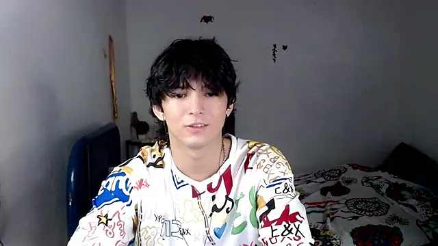 Snapshot of big_lunatic chatting on 11-22-25, 03:49 big lunatic online show from 11-22-25, 03:49