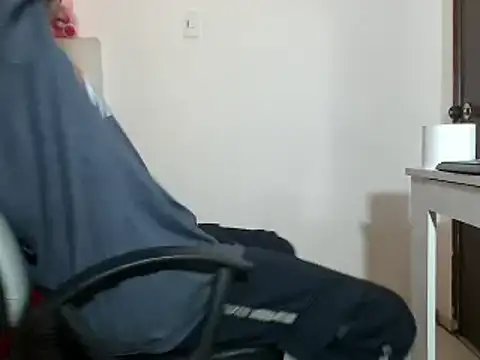 Snapshot of nyxsex chatting on 10-09-25, 02:09 nyxsex online show from 10-09-25, 02:09