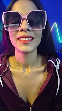 royeoy22 online show from 01-11-26, 08:08