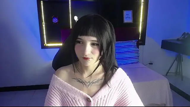  Charlotte Collins  online show from 02-05-26, 02:54