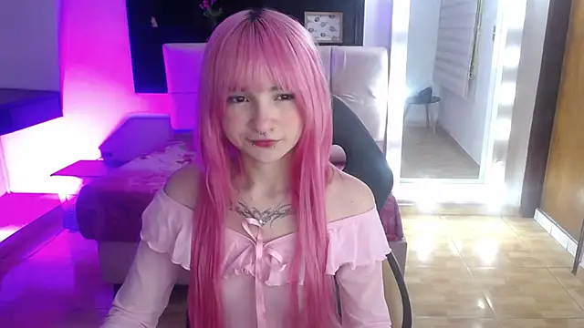 Snapshot of _Charlotte_Collins_ chatting on 05-02-26, 02:55 Charlotte Collins online show from 05-02-26, 02:55