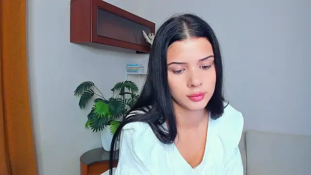 JoCauterucci online show from 09-19-25, 06:48