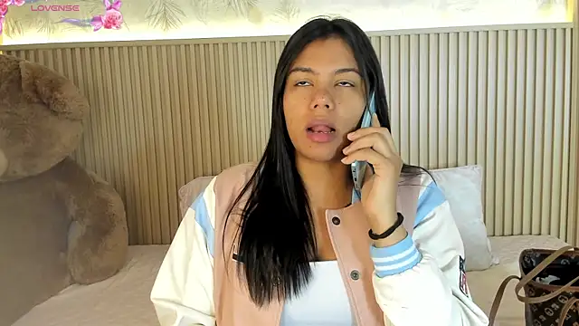 Liss-Reyes online show from 07-20-26, 01:35