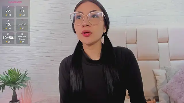 aylin rousse online show from 11-20-25, 11:32