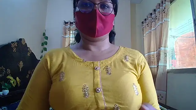 Elena cruz5 online show from 04-21-26, 03:46