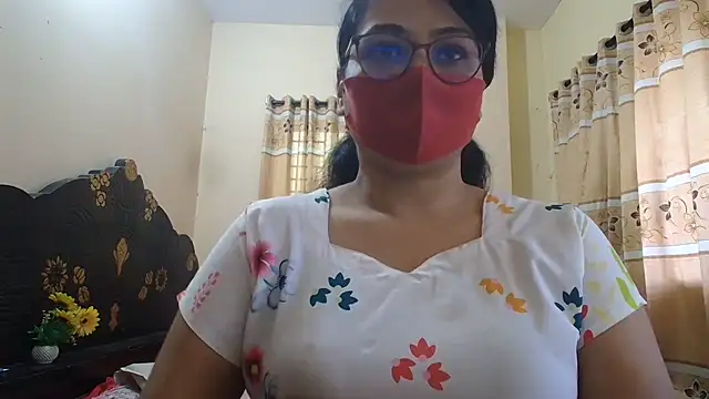 Snapshot of Elena_cruz5 chatting on 07-23-26, 12:46 Elena cruz5 online show from 07-23-26, 12:46