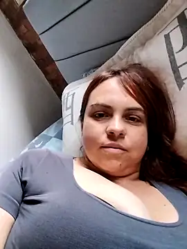 Snapshot of CARITOMIO chatting on 02-08-26, 07:17 CARITOMIO online show from 02-08-26, 07:17