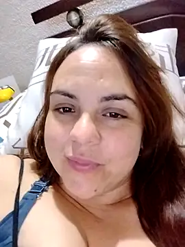 Snapshot of CARITOMIO chatting on 03-08-26, 02:04 CARITOMIO online show from 03-08-26, 02:04