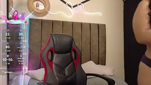 Emma visconti online show from 12-14-25, 08:13