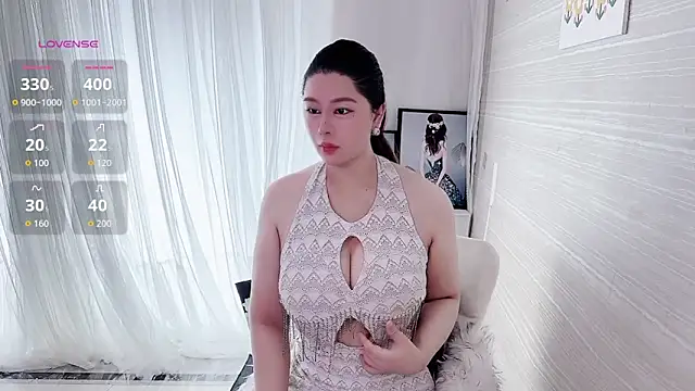 Snapshot of Scarlett-oracle chatting on 09-19-25, 02:35 Scarlett-oracle online show from 09-19-25, 02:35