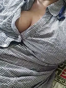 Janvi -Love online show from 10-03-25, 05:32