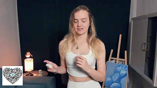 Snapshot of KerenFurguson chatting on 10-25-25, 07:08 KerenFurguson online show from 10-25-25, 07:08