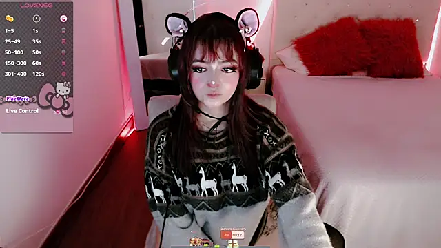 Snapshot of Lunyhose chatting on 09-17-25, 07:37 Lunyhose online show from 09-17-25, 07:37