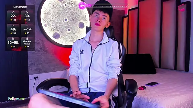 Snapshot of Deivid_oficial20 chatting on 10-22-25, 07:57 Deivid oficial20 online show from 10-22-25, 07:57