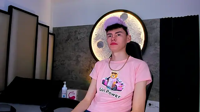 Snapshot of Deivid_oficial20 chatting on 11-07-25, 07:47 Deivid oficial20 online show from 11-07-25, 07:47