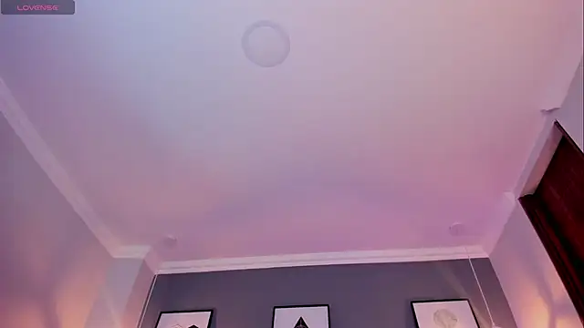 Nina Ford online show from 01-06-26, 03:32