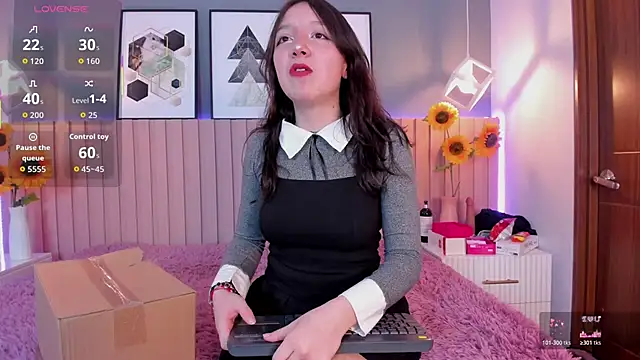 Nina Ford online show from 02-21-26, 03:07