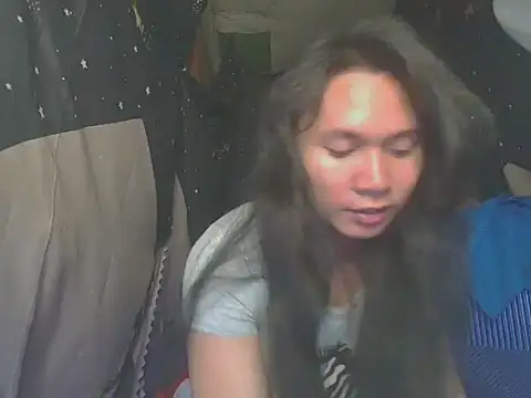 Snapshot of Reynalda26 chatting on 11-09-25, 10:30 Reynalda26 online show from 11-09-25, 10:30