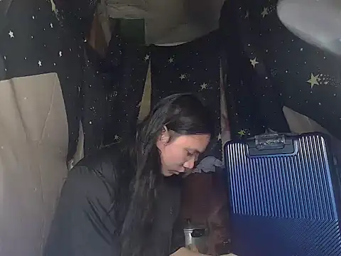 Snapshot of Reynalda26 chatting on 11-12-25, 09:36 Reynalda26 online show from 11-12-25, 09:36