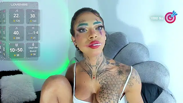 michell danna online show from 10-30-25, 01:29