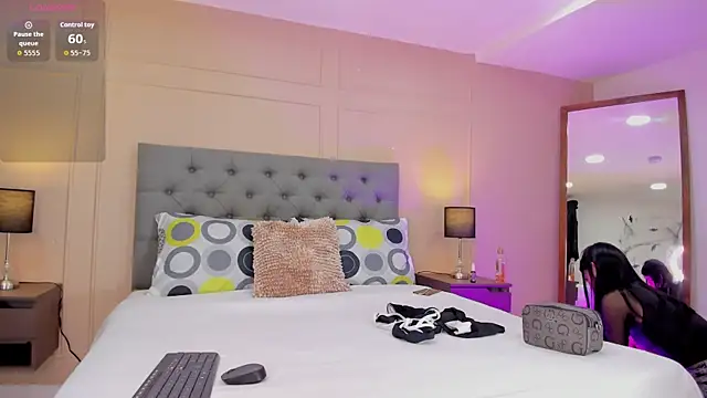 ALICESANDOVAL online show from 12-03-25, 11:30