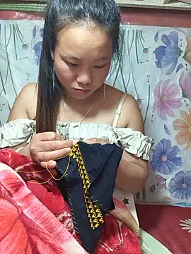Snapshot of liu-liusexy chatting on 05-11-26, 02:45 liu-liusexy online show from 05-11-26, 02:45