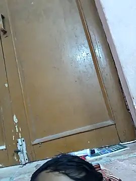 Deshi hot boy online show from 09-28-25, 08:09