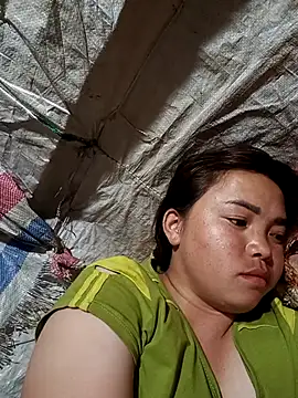 Snapshot of AnHa19 chatting on 09-22-25, 01:24 AnHa19 online show from 09-22-25, 01:24