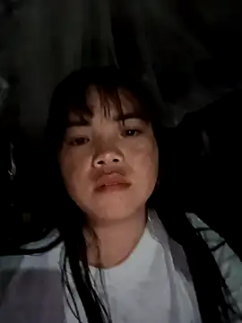 Snapshot of AnHa19 chatting on 10-06-25, 10:45 AnHa19 online show from 10-06-25, 10:45