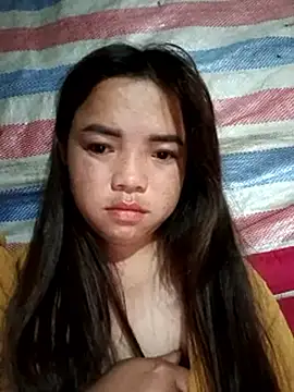 Snapshot of AnHa19 chatting on 10-12-25, 10:53 AnHa19 online show from 10-12-25, 10:53