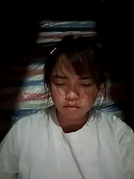 Snapshot of AnHa19 chatting on 10-31-25, 09:38 AnHa19 online show from 10-31-25, 09:38