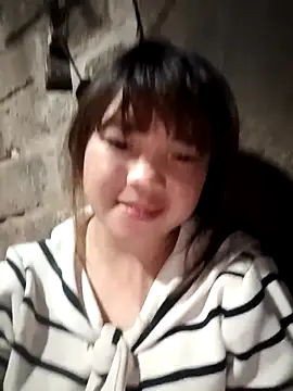 Snapshot of AnHa19 chatting on 11-29-25, 10:51 AnHa19 online show from 11-29-25, 10:51