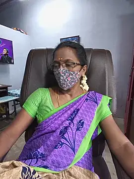 Snapshot of umashreetamil chatting on 05-26-26, 04:52 umashreetamil online show from 05-26-26, 04:52