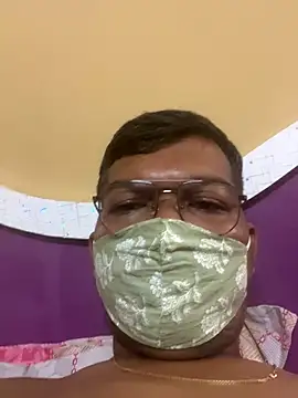 Snapshot of kunwarahuji chatting on 09-11-25, 03:17 kunwarahuji online show from 09-11-25, 03:17