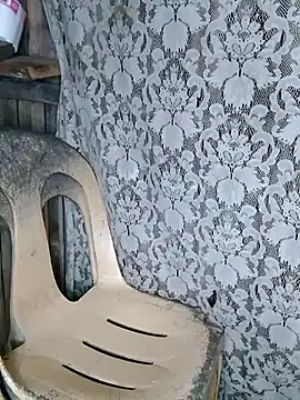 Snapshot of sally_say chatting on 10-10-25, 10:47 sally say online show from 10-10-25, 10:47