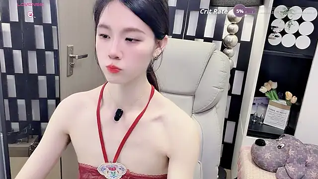 Snapshot of Yueyue-MM chatting on 05-22-26, 02:33 Yueyue-MM online show from 05-22-26, 02:33