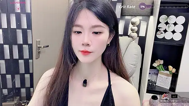 Snapshot of Yueyue-MM chatting on 05-23-26, 02:39 Yueyue-MM online show from 05-23-26, 02:39