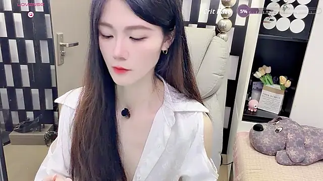 Snapshot of Yueyue-MM chatting on 05-28-26, 02:09 Yueyue-MM online show from 05-28-26, 02:09