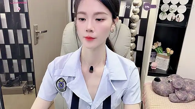 Snapshot of Yueyue-MM chatting on 05-31-26, 02:42 Yueyue-MM online show from 05-31-26, 02:42