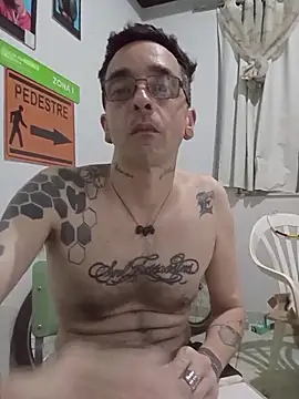 dinho carioca online show from 11-30-25, 03:21