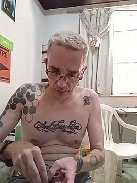 dinho carioca online show from 03-22-26, 02:20