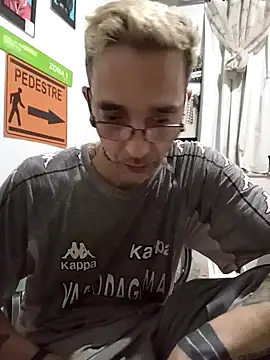 dinho carioca online show from 04-24-26, 10:50