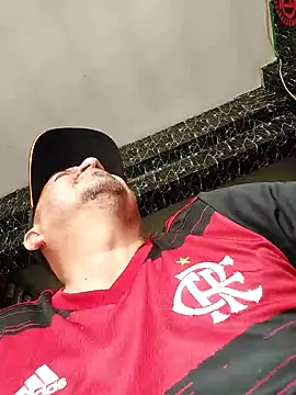 Snapshot of andrerj22 chatting on 10-29-25, 04:31 andrerj22 online show from 10-29-25, 04:31