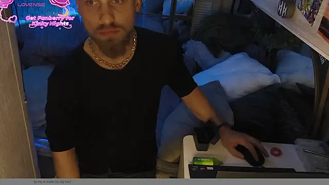 JuliCarl online show from 04-26-26, 12:08