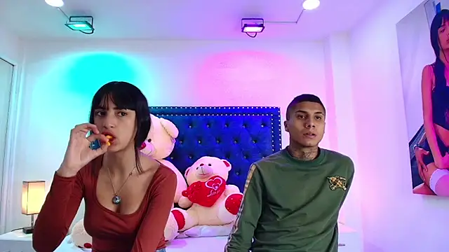 Damian and roxanne online show from 11-20-25, 12:38