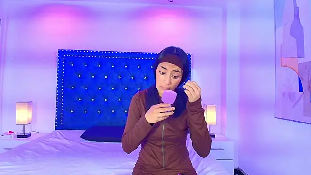 Damian and roxanne online show from 03-09-26, 12:42