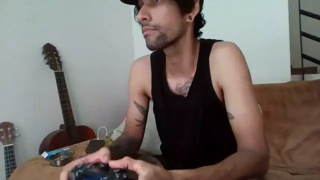 Alejandro92 cali online show from 06-13-26, 06:17