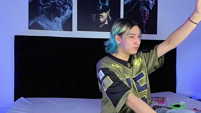 AngelFlexxx online show from 04-15-26, 08:20