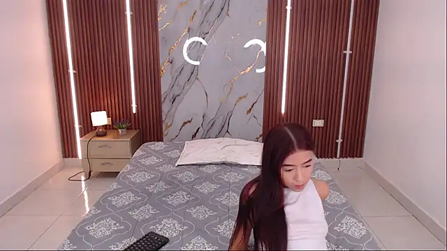 Snapshot of shena_nomy1 chatting on 11-11-25, 07:58 shena nomy1 online show from 11-11-25, 07:58